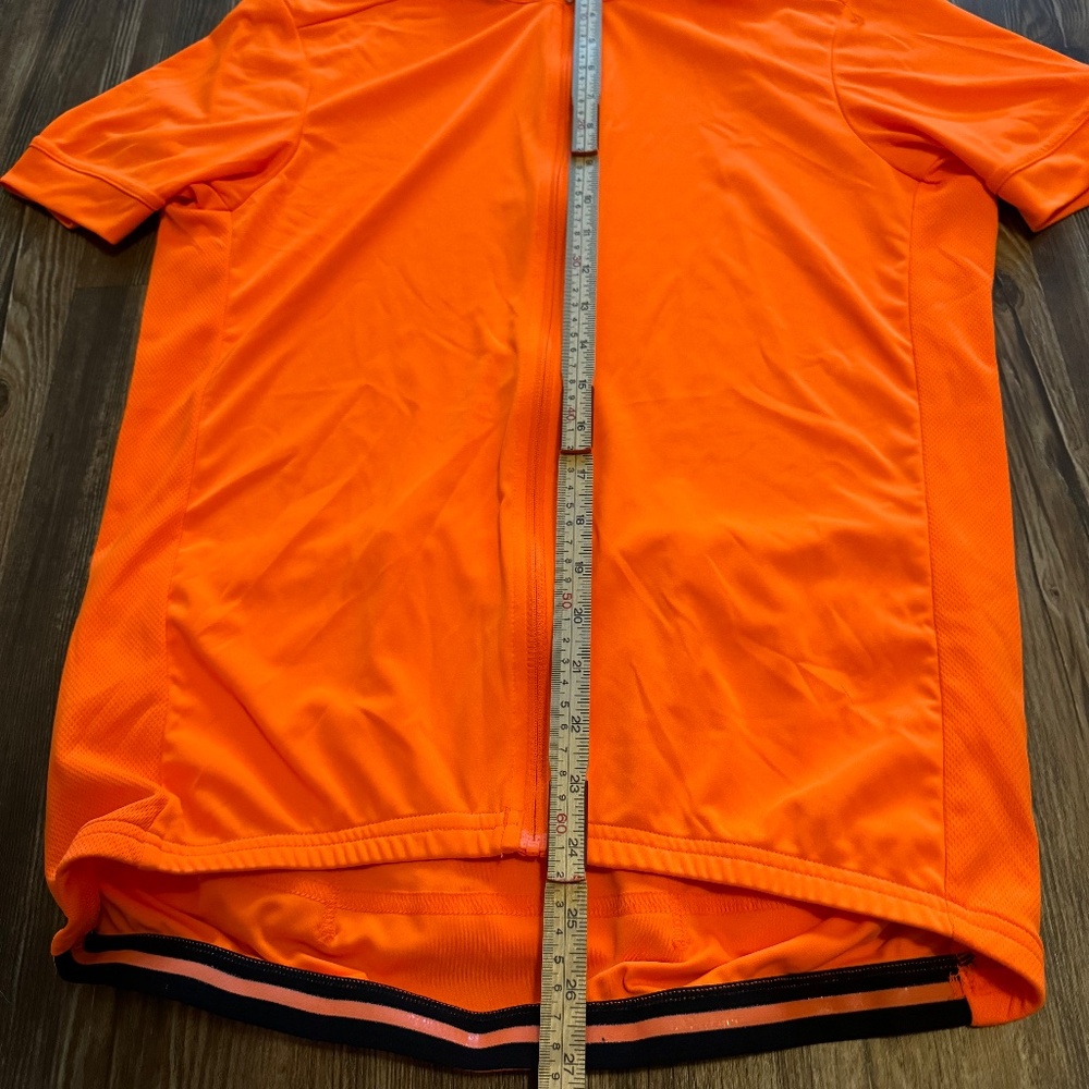 athletic jacket - Picture 3 of 5